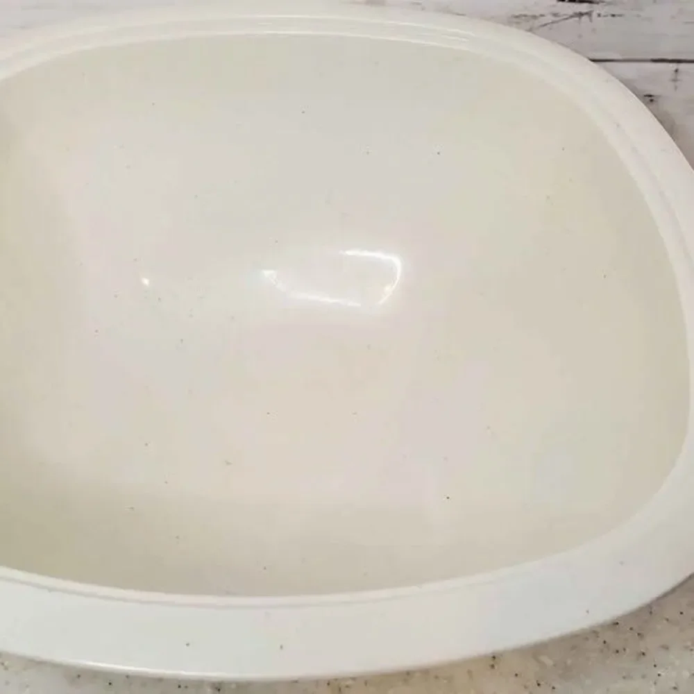 Nordic Ware Microwave Popcorn Popper Bowl w Lid 10